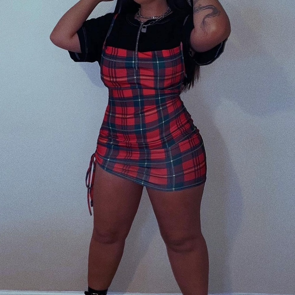Plaid/ tartan mini dress with rutched side!